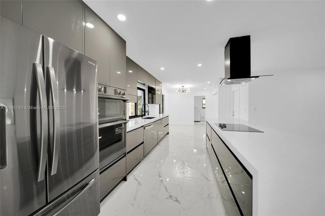 4 of 35 - 7301 Nw 13th Ct, Plantation, FL