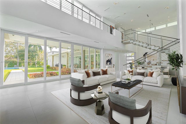 4 of 29 - 6080 Sw 88th St, Pinecrest, FL