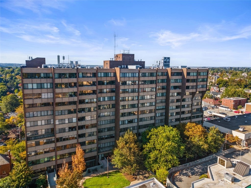 750 Washington Road 1006, Mt Lebanon