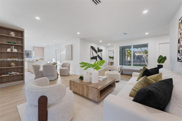 5 of 20 - 1130 Ne 104th St, Miami Shores, FL