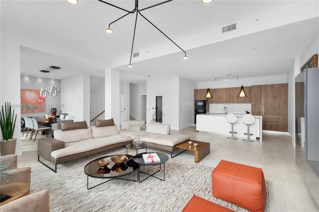 4 of 49 - 650 Ne 32nd St Bh7, Miami, FL