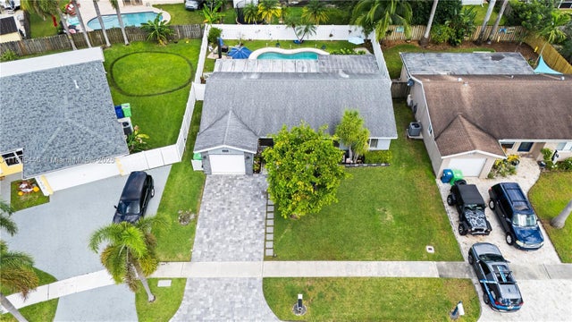 3 of 45 - 11741 Nw 43rd Pl, Sunrise, FL