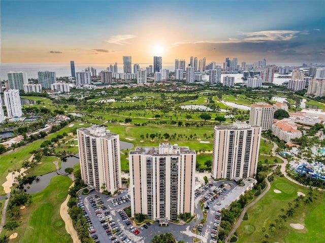 1 of 41 - 20379 W Country Club Dr 731, Aventura, FL