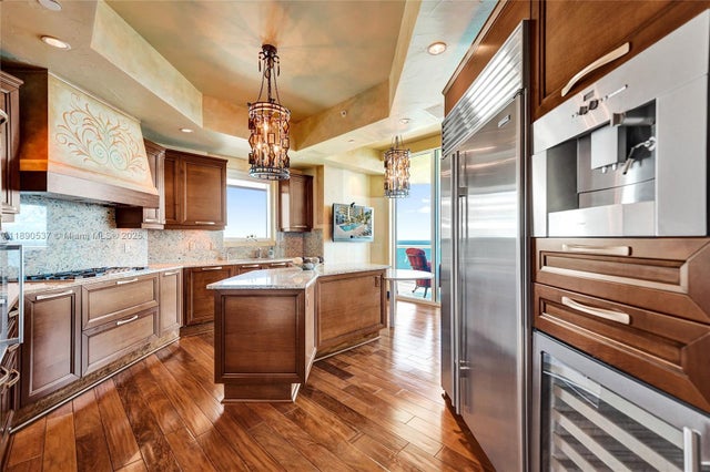 5 of 49 - 16047 Collins Ave 2101, Sunny Isles Beach, FL