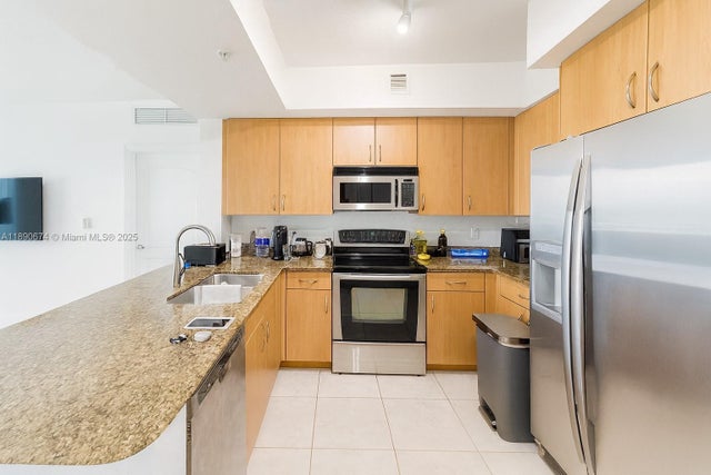 1 of 31 - 1830 Radius Dr 308, Hollywood, FL