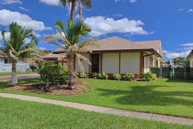 3 of 36 - 1351 Nw 114th Ave, Pembroke Pines, FL