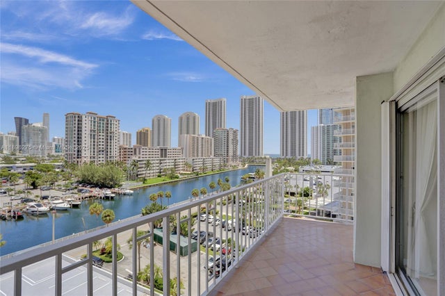 2 of 46 - 500 Bayview Dr 731, Sunny Isles Beach, FL