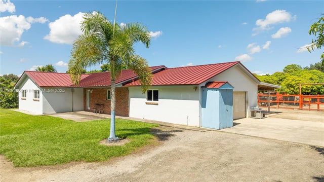 3 of 72 - 19501 Sw 236th St, Homestead, FL