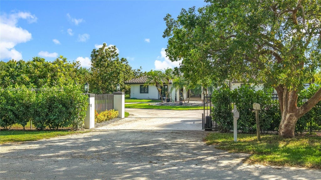 16750 Sw 160th St, Miami