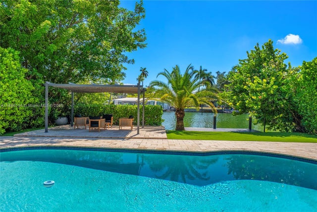 1 of 59 - 410 S Shore Dr, Miami Beach, FL