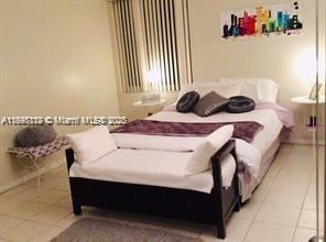 5 of 7 - 250 180th Dr 105, Sunny Isles Beach, FL
