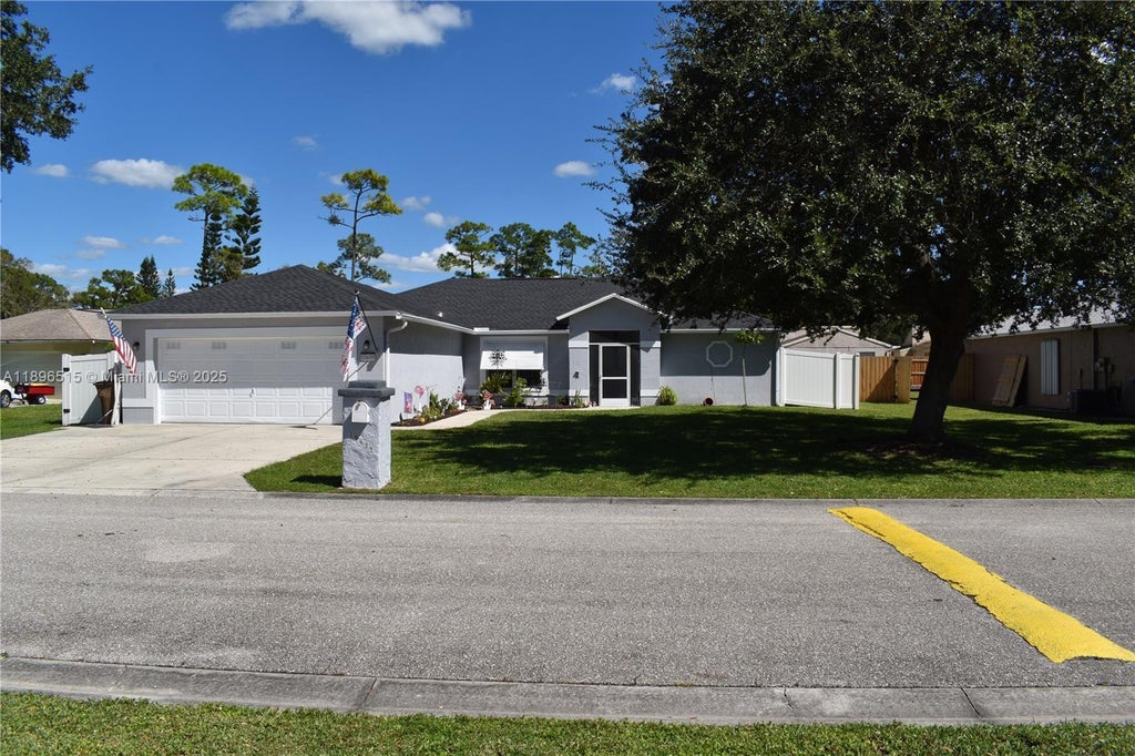 15639 Spring Line Ln, Fort Myers