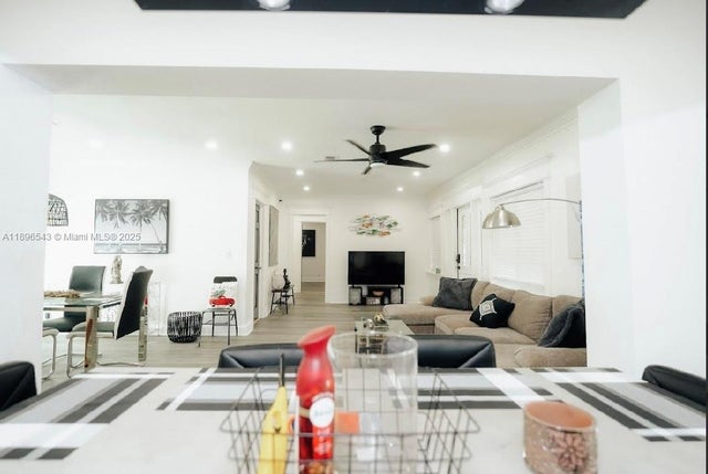 4 of 17 - 867 Nw 4th Ave, Homestead, FL