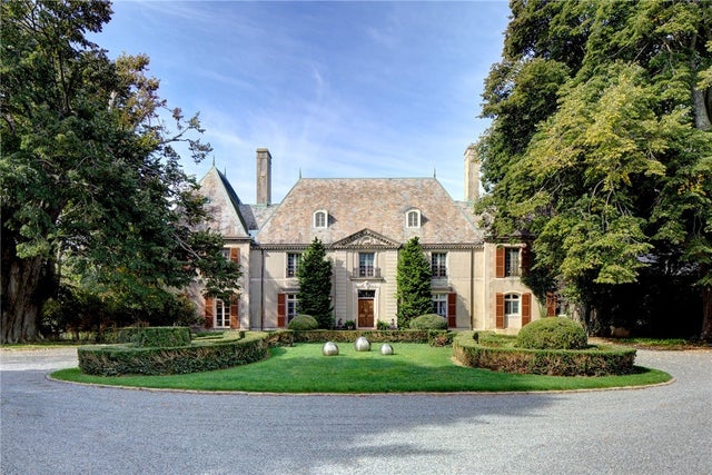 601 Bellevue Ave, Newport