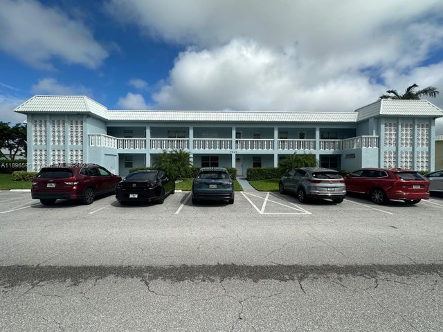 1 of 62 - 9848 Marina Blvd 811, Boca Raton, FL