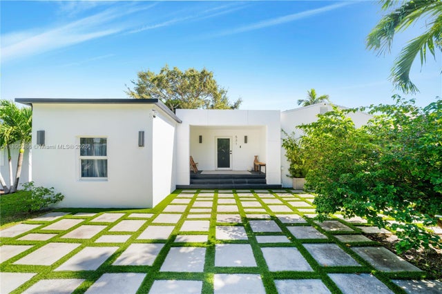 1 of 36 - 531 Sw 23rd Rd, Miami, FL