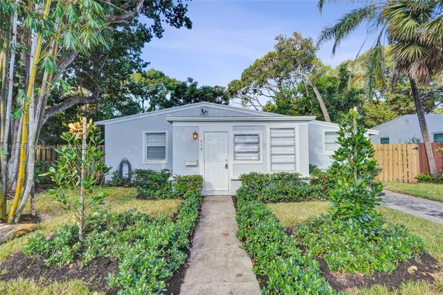 1 of 35 - 119 Sw 22nd Ave, Fort Lauderdale, FL