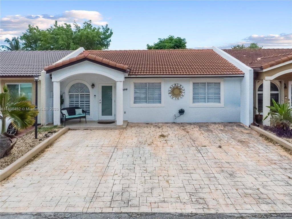 17400 Nw 76th Ct, Hialeah