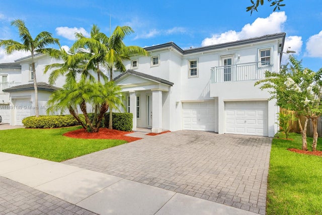 1 of 14 - 204 Ne 32nd Ter, Homestead, FL