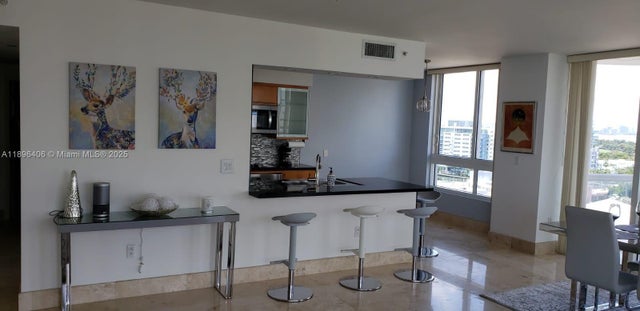 3 of 18 - 6365 Collins Ave 1508, Miami Beach, FL