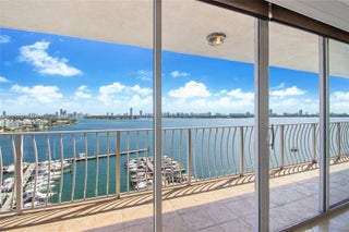 Photo of Listing #A11896639