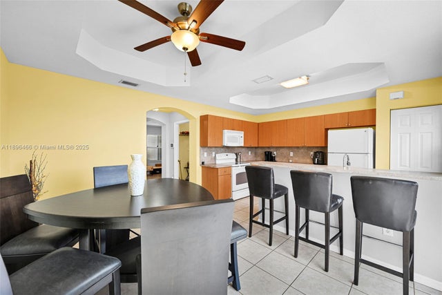 3 of 52 - 5844 Siena Ln, Hollywood, FL