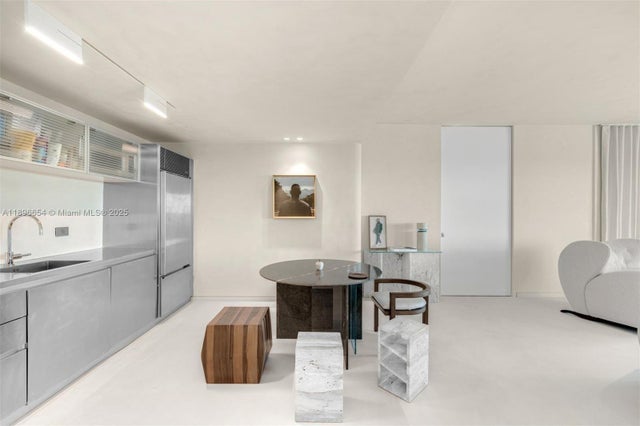 2 of 36 - 1040 Biscayne Blvd 3007, Miami, FL