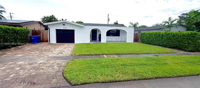 1 of 30 - 7321 Allen Dr, Hollywood, FL