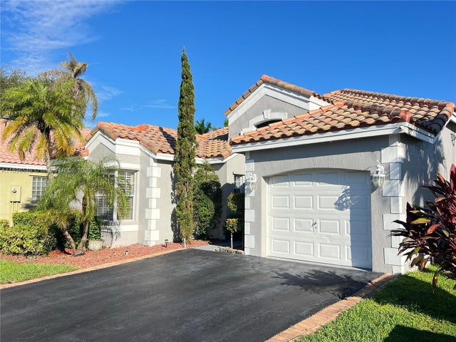 2 of 34 - 366 Bedford Ave, Weston, FL