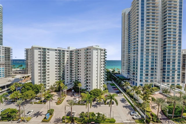 3 of 67 - 3000 S Ocean Dr 1106, Hollywood, FL