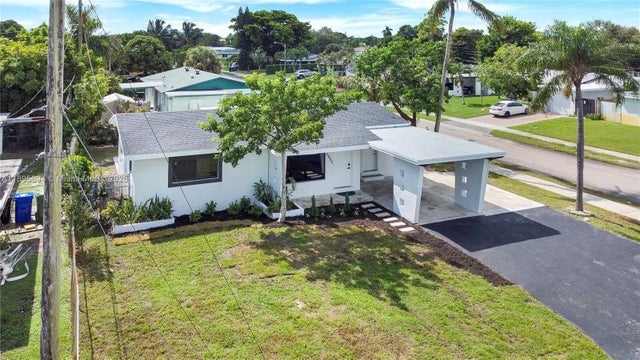 3 of 28 - 2880 Sw 2nd St, Fort Lauderdale, FL