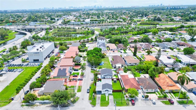 2 of 47 - 901 Sw 79th Ave, Miami, FL