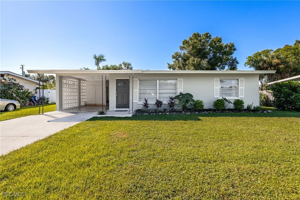 4546 Tennessee Way, Fort Myers
