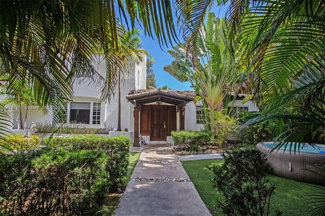 4 of 24 - 401 Sw 28th Rd, Miami, FL