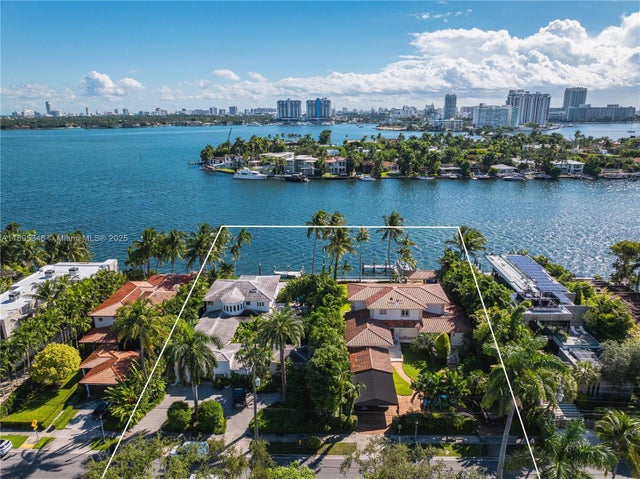 1 of 6 - 617/625 E Dilido Dr, Miami Beach, FL
