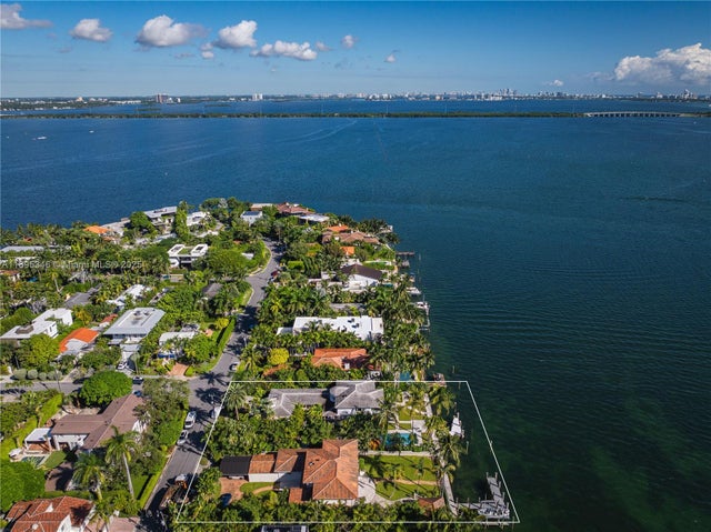 2 of 6 - 617/625 E Dilido Dr, Miami Beach, FL
