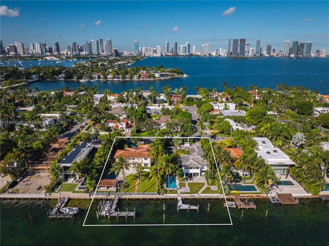 4 of 6 - 617/625 E Dilido Dr, Miami Beach, FL