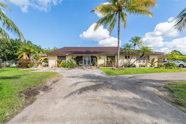 1 of 37 - 19491 Sw 216th St, Miami, FL
