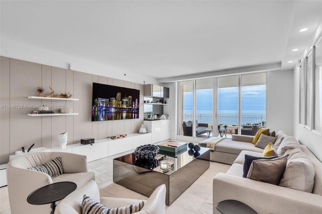 5 of 48 - 791 Crandon Blvd 1404, Key Biscayne, FL