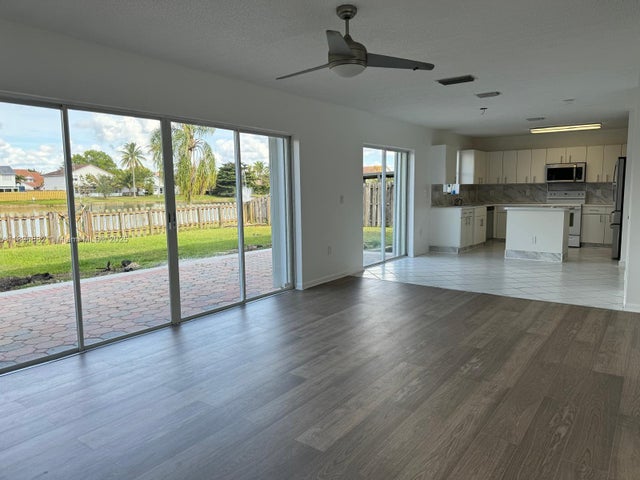 4 of 33 - 12149 Nw 34th St, Sunrise, FL