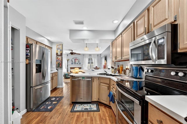 4 of 36 - 11648 Nw 19th Dr 11648, Coral Springs, FL