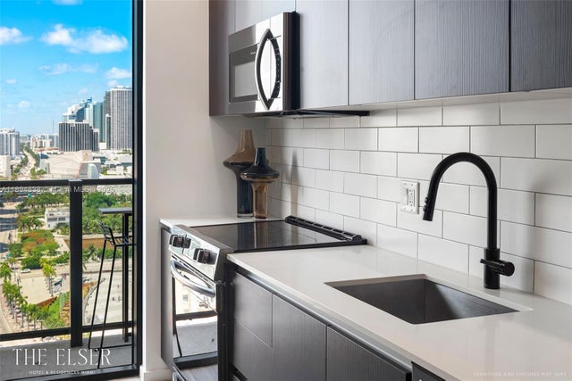 5 of 19 - 398 Ne 5th St 1803, Miami, FL