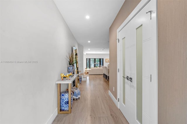 4 of 45 - 6235 Alton Rd, Miami Beach, FL