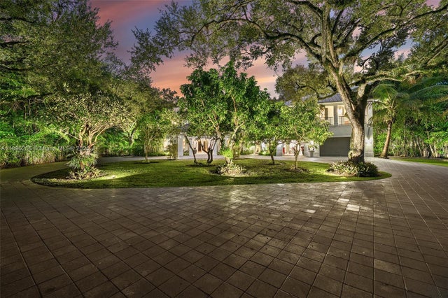 4 of 69 - 8923 Ludlam Rd., Pinecrest, FL