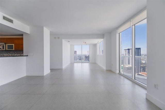 2 of 47 - 253 Ne 2nd St 3902, Miami, FL