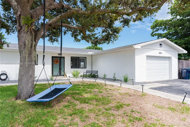 2 of 70 - 8895 Sw 197th Ter, Cutler Bay, FL