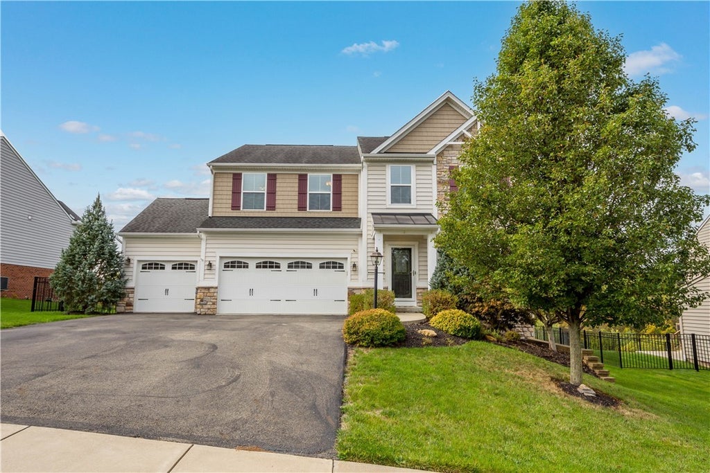 2105 Majestic Drive, Canonsburg