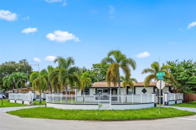 1 of 50 - 4465 Sw 49th Ct, Dania Beach, FL