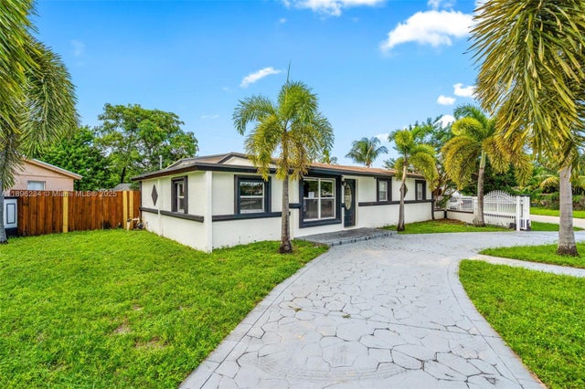 5 of 50 - 4465 Sw 49th Ct, Dania Beach, FL