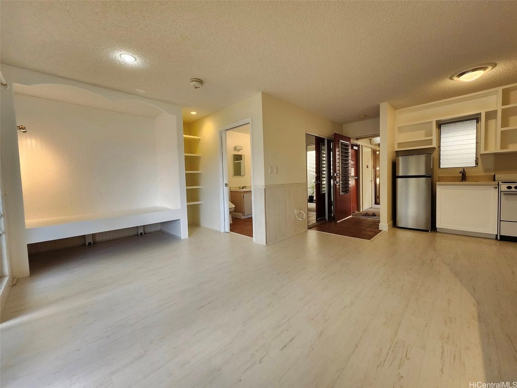 (unit #31c) 95-1050 Makaikai Street, Mililani